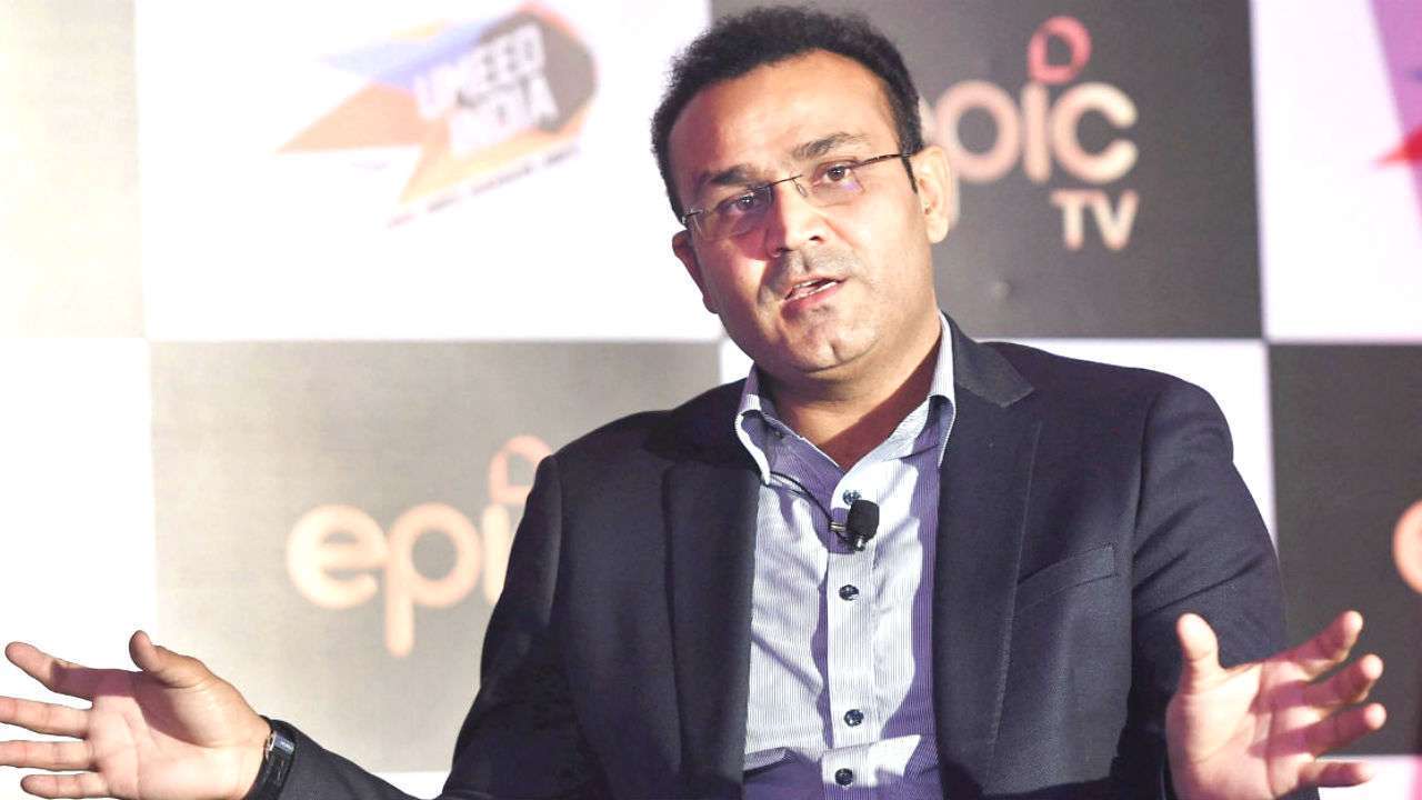 IPL 2022: विराट कोहली की कप्तानी पर वीरेंद्र सहवाग ने कसा तंज, बताया क्यों फाफ डू प्लेसिस हैं उनसे बेहतर