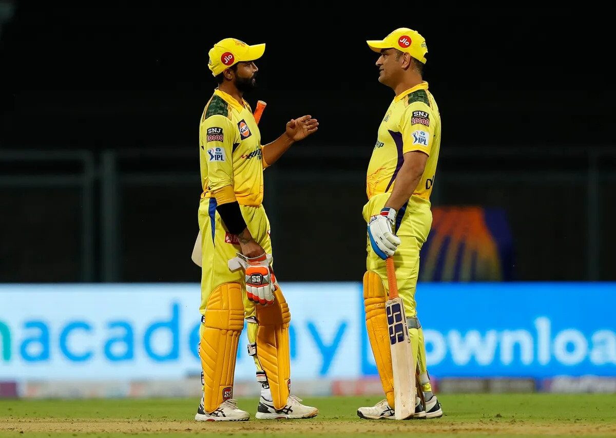 IPL इतिहास के 3 ऐसे धाकड़ बल्लेबाज जिन्होंने 1 ओवर में ही जड़ दिए 5 छक्के, 2 भारतीय के साथ एक विदेशी खिलाड़ी भी शामिल