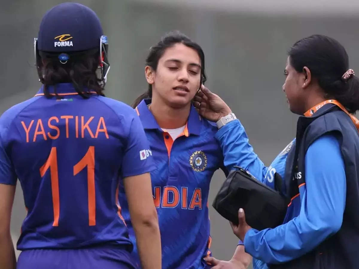 IND vs NZ: न्यूजीलैंड के खिलाफ विश्व कप के दूसरे मैच में भारतीय महिला टीम को मिली शर्मनाक हार, मिताली और मंधाना ने बड़ी गलती