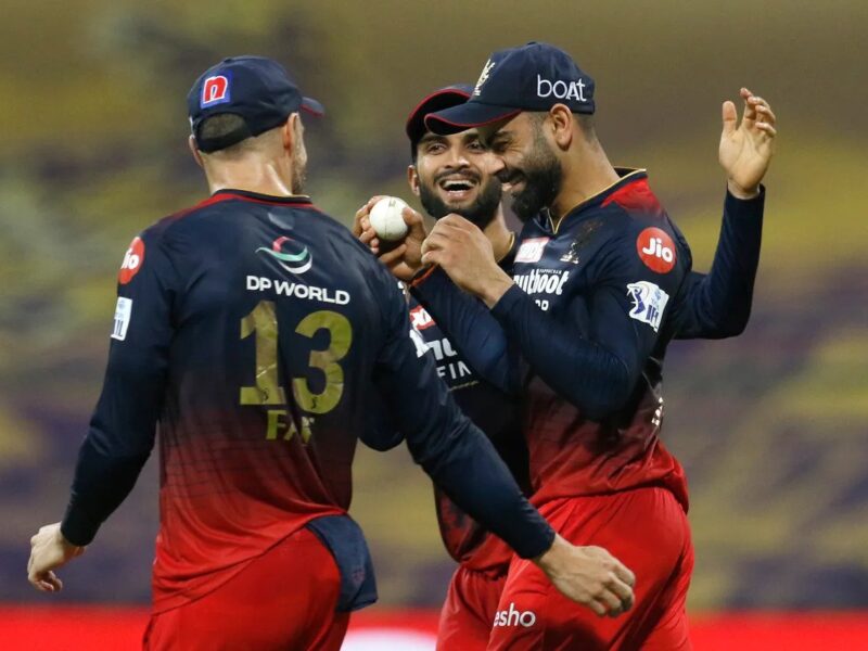 विराट कोहली को इस दिग्गज क्रिकेटर ने दी सलाह, ब्रेक लेकर कमेंट्री में चले चले जाएं