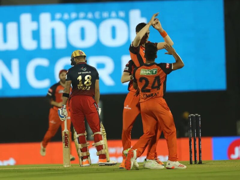 अभिषेक शर्मा सोशल मीडिया पर छाए, वहीं विराट कोहली का जमकर उड़ा मजाक