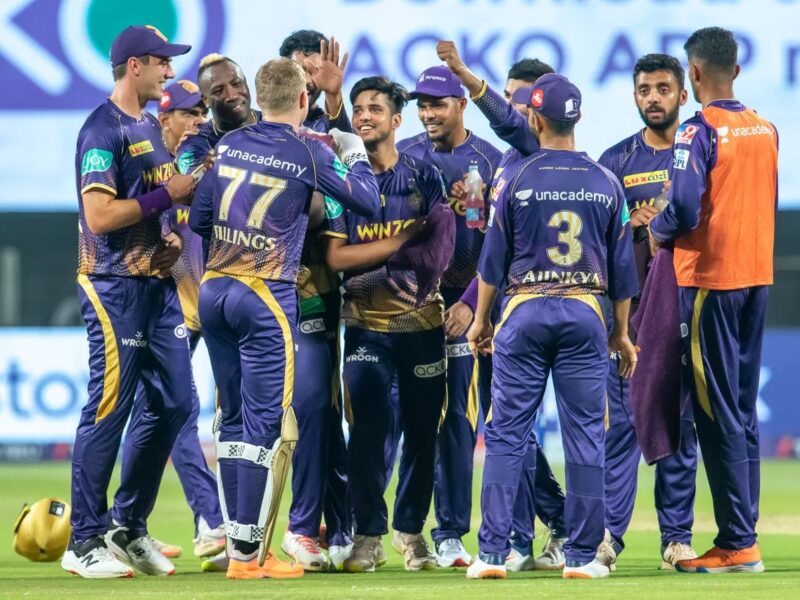 कोलकाता नाईट राइडर्स की टीम को लगा बड़ा झटका, IPL से बाहर हुआ तेज गेंदबाज
