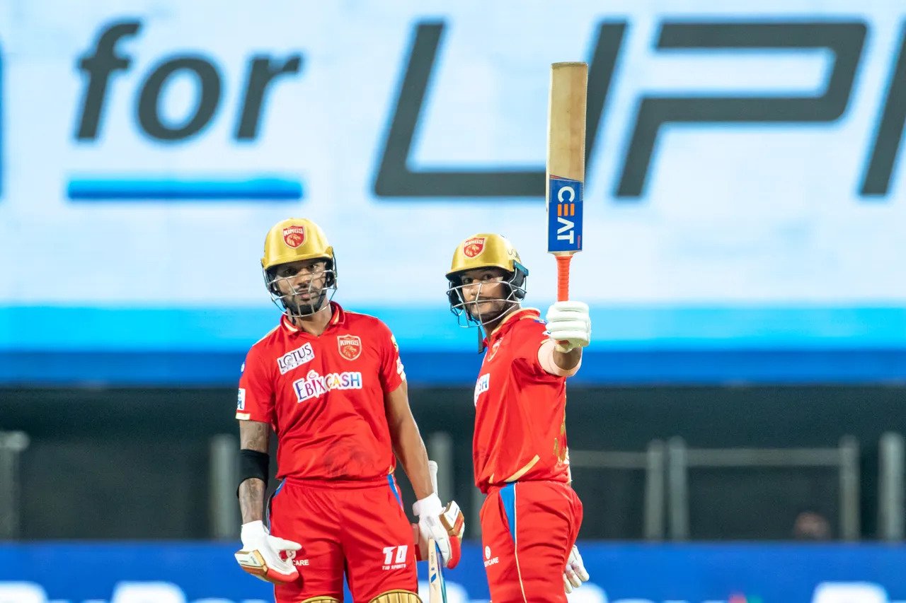 ऑरेंज कैप और पर्पल कैप की रेस में शिखर धवन और युजवेंद्र चहल ने किया फेलबदल