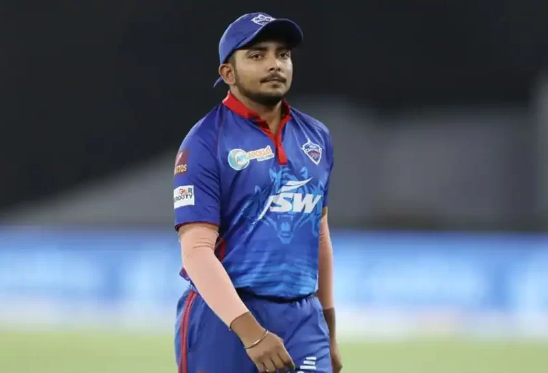 IPL 2022, DC vs SRH: दिल्ली कैपिटल्स के लिए सीजन के बीच बढ़ी मुश्किलें, पृथ्वी शॉ चोट के कारण हुए टीम से बाहर