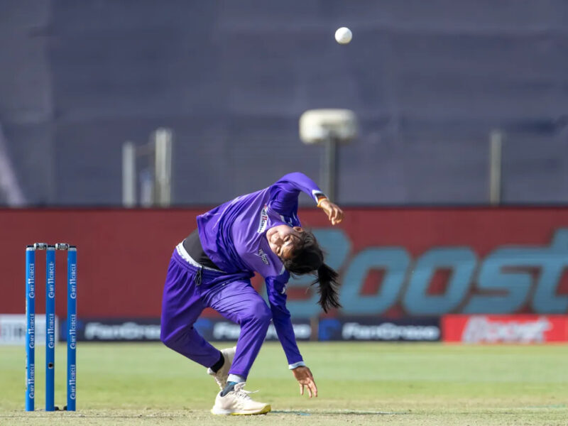 WT20 2022, SUP vs VEL: माया सोनवाने के गेंदबाजी को देखकर उड़ गए सबके होश, अफ्रीका के पॉल एडम्स से हो रही है तुलना