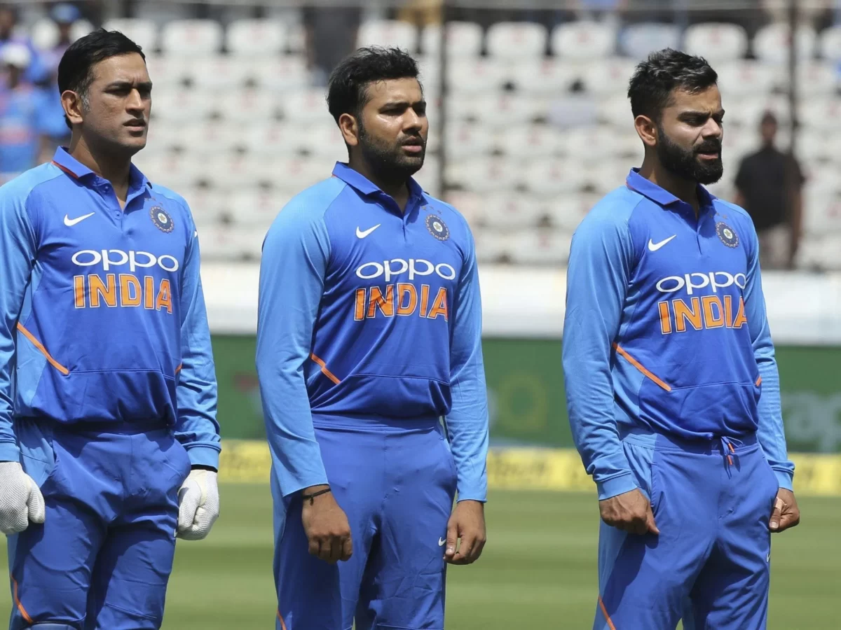 रोहित शर्मा- विराट कोहली के अलावा इन 3 खिलाड़ियों के कप्तानी में भी खेल चुके हैं MS DHONI