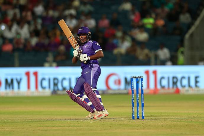 Women's T20 2022, TRL vs VEL: किरण नवगिरे ने अपने बल्ले से दिखाया जादू तो फैंस ने सोशल मीडिया पर जमकर लुटाया प्यार