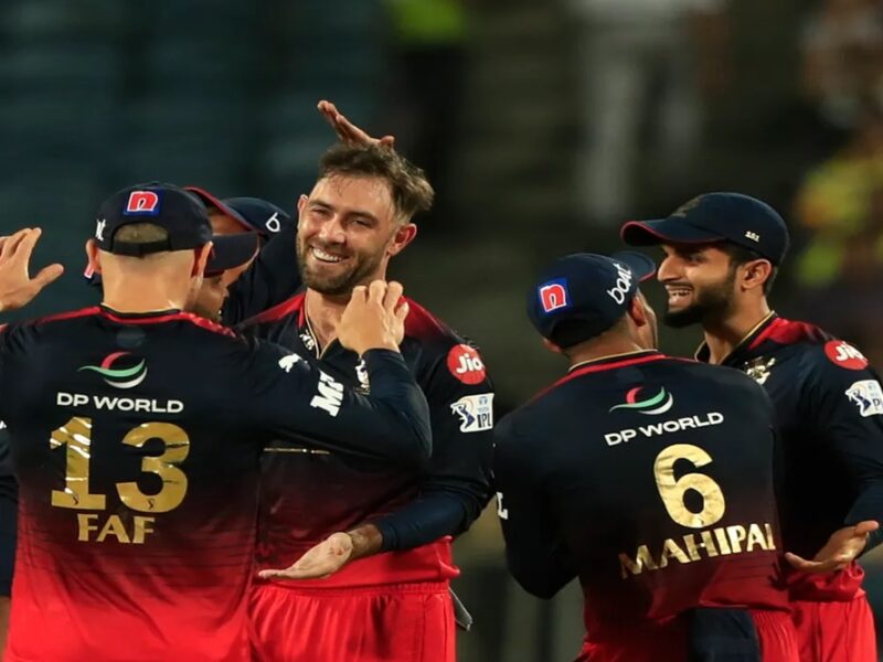 IPL 2022, RCB vs PBKS: प्लेऑफ में अपनी जगह बनाने इन 2 बड़े बदलावों के साथ उतरेगी रॉयल चैलेंजर्स बैंगलोर, दिग्गज होगा बाहर