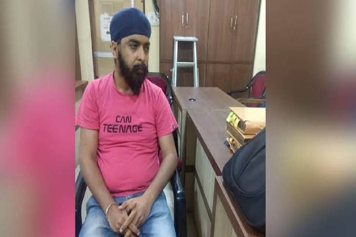 Tajinder Pal Singh Bagga की गिरफ्तारी में तीन राज्यों की पुलिस हुई आमने-सामने, सियासी घमासान हुआ शुरू
