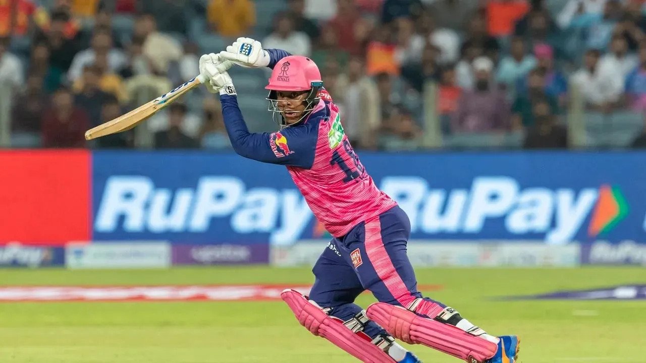 IPL 2022: राजस्थान रॉयल्स के शिमरॉन हेटमायर अचानक आईपीएल छोड़ हुए वेस्टइंडीज रवाना, जानिए क्या है वजह 