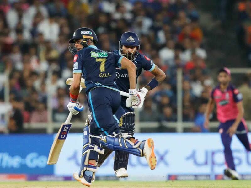 IPL 2022 FINAL, GT vs RR: हार्दिक पांडया की कप्तानी में गुजरात टाइटंस ने ट्रॉफी जीतकर रचा इतिहास, टूट गया राजस्थान का सपना