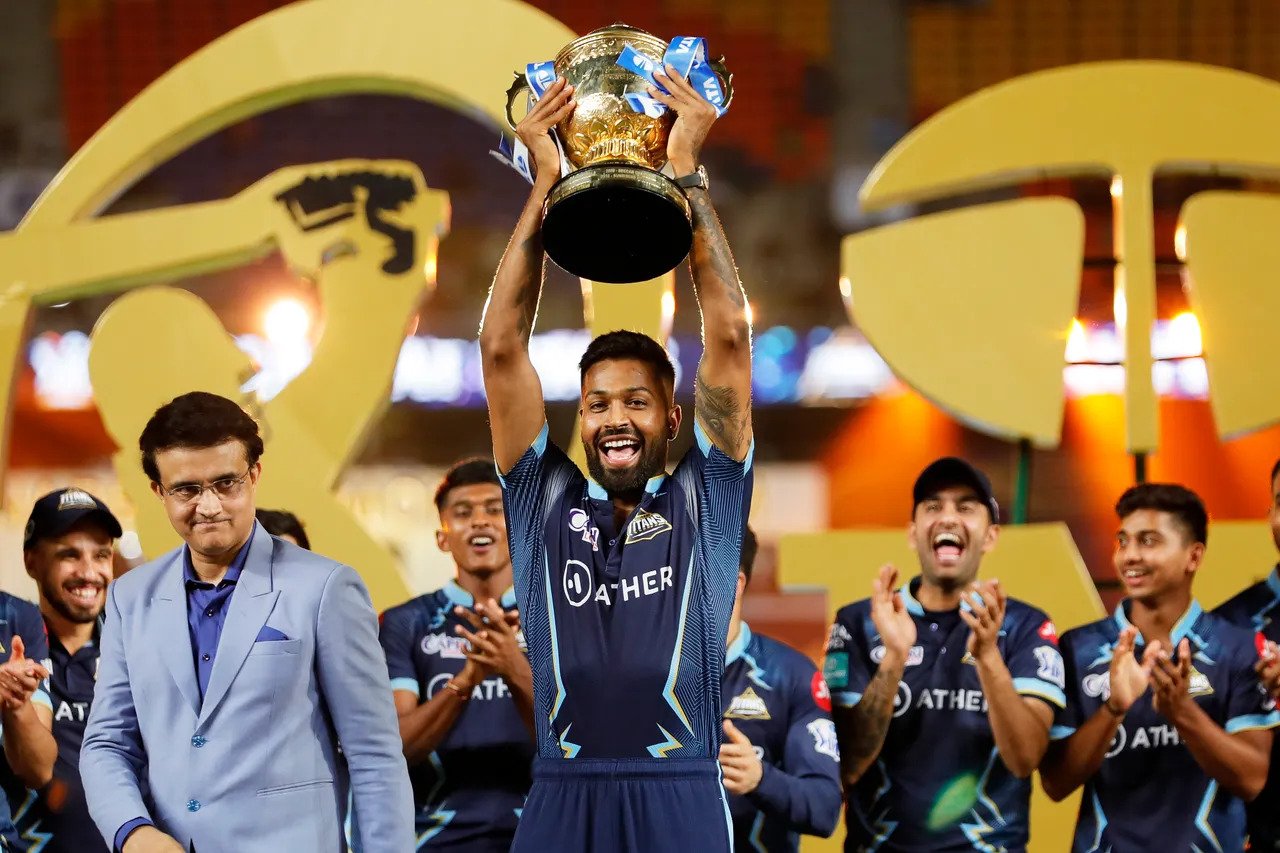 IPL 2022 FINAL, GT vs RR: हार्दिक पांड्या बने आईपीएल खिताब जीतने वाले चौथे भारतीय कप्‍तान, इस मामले में धोनी से भी निकले आगे