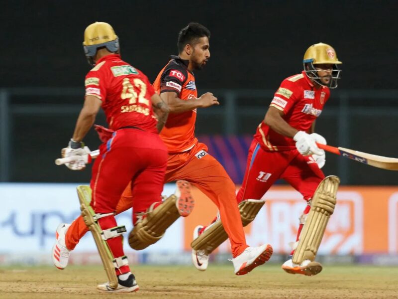 IPL 2022, PBKS vs SRH: पंजाब किंग्स ने सनराइजर्स हैदराबाद को 5 विकेट से हराकर किया सीजन का अंत, लिविंगस्टोन फिर से बने हीरो