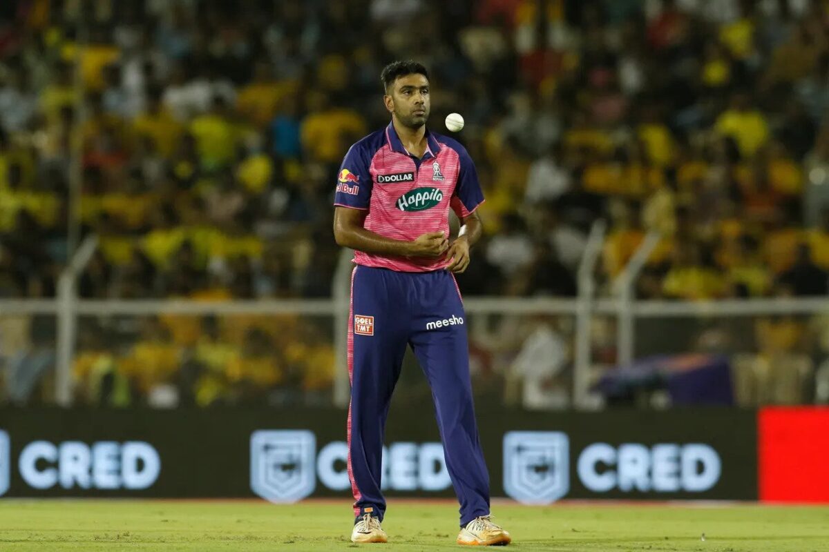 IPL 2022, CSK vs RR: ऑलरांउडर रविचंद्रन अश्विन का सोशल मीडिया पर दिखा जलवा, वहीं जोस बटलर जमकर हुए ट्रोल
