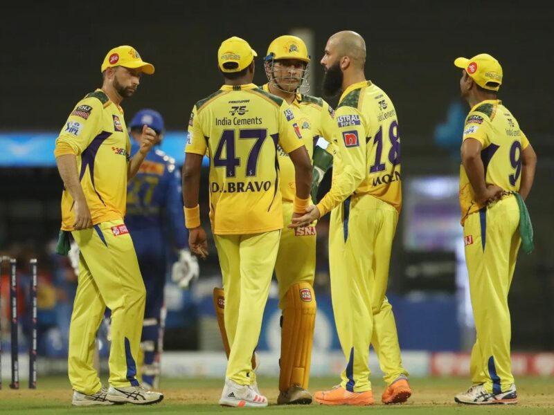 IPL 2022: चेन्नई सुपर किंग्स के इन 3 खिलाड़ियों को टीम से फौरन कर देना चाहिए रिलीज, शर्मनाक सीजन के लिए ये हैं जिम्मेदार 