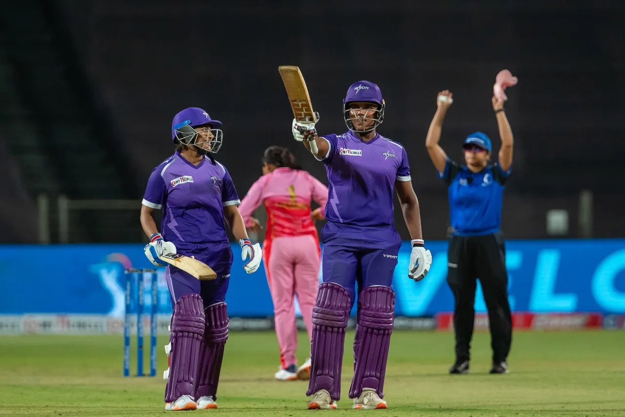 WT20 CHALLENGE 2022, TRL vs VEL: वेलोसिटी की टीम बनी क्रिकेट के दुनिया की बाजीगर, ट्रेलब्लेजर्स से 16 रनों हारकर भी फाइनल में पंहुची