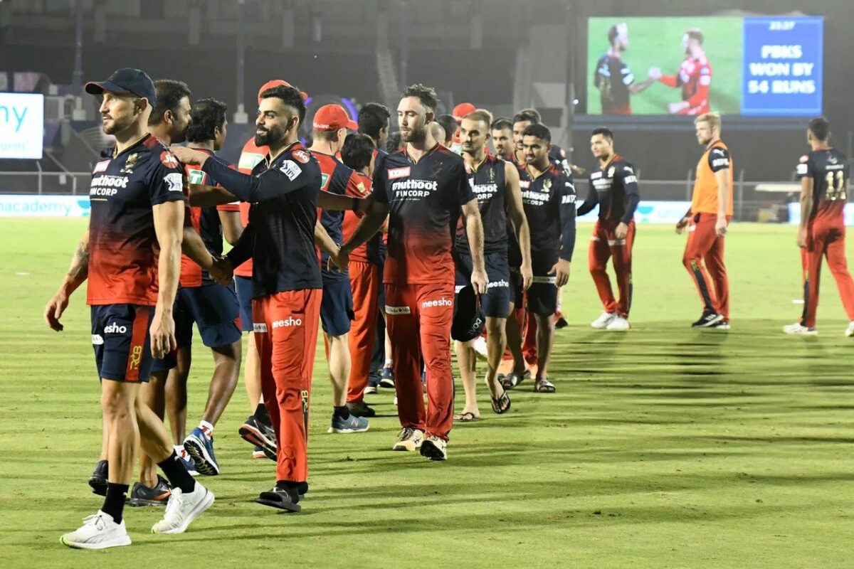 IPL 2022, RCB vs PBKS: पंजाब किंग्स ने आरसीबी को हराकर प्लेऑफ की रेस को बनाया रोमांचक, इन 3 टीमों की राह हुई मुश्किल