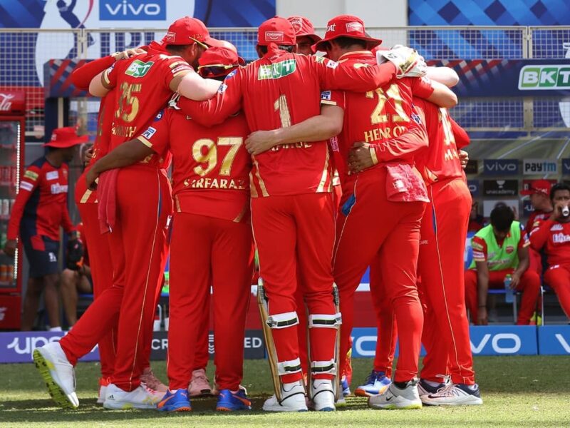 IPL 2022, PBKS vs RCB: पंजाब किंग्स को टॉप 4 में जगह बनाना है तो इन 3 खिलाड़ियो को करना होगा शानदार प्रदर्शन