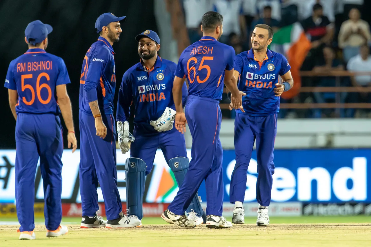 IND vs SA: भारत ने की सीरीज में दमदार वापसी साउथ अफ़्रीका को 82 रनों से हराया, आवेश खान और दिनेश कार्तिक बने जीत के नायक