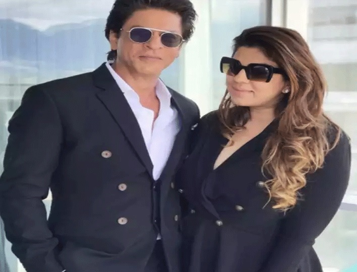 Bollywood के ये मशहूर सितारे रखते हैं अपने मैनेजर का काफी ध्यान, वो भी खड़े रहते उनके साथ