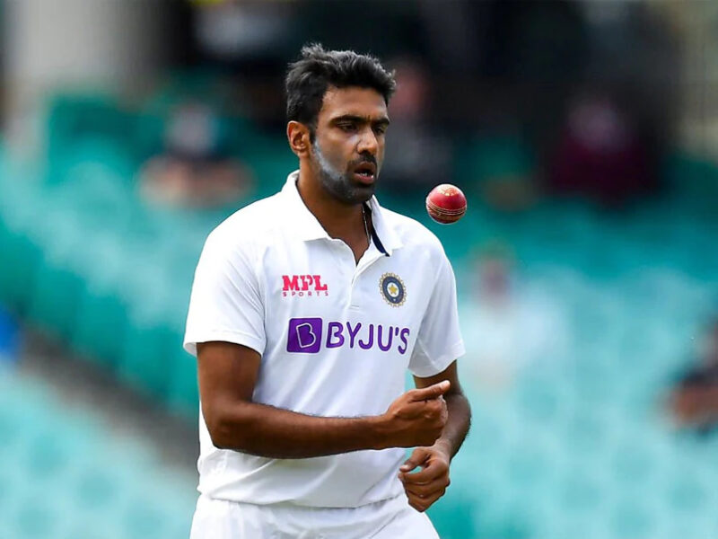 IND vs ENG: इंग्लैंड टेस्ट मैच से पहले भारत के स्टार स्पिनर रविचंद्रन अश्विन को हुआ कोरोना, यह धाकड़ खिलाड़ी ले सकता हैं उनकी जगह