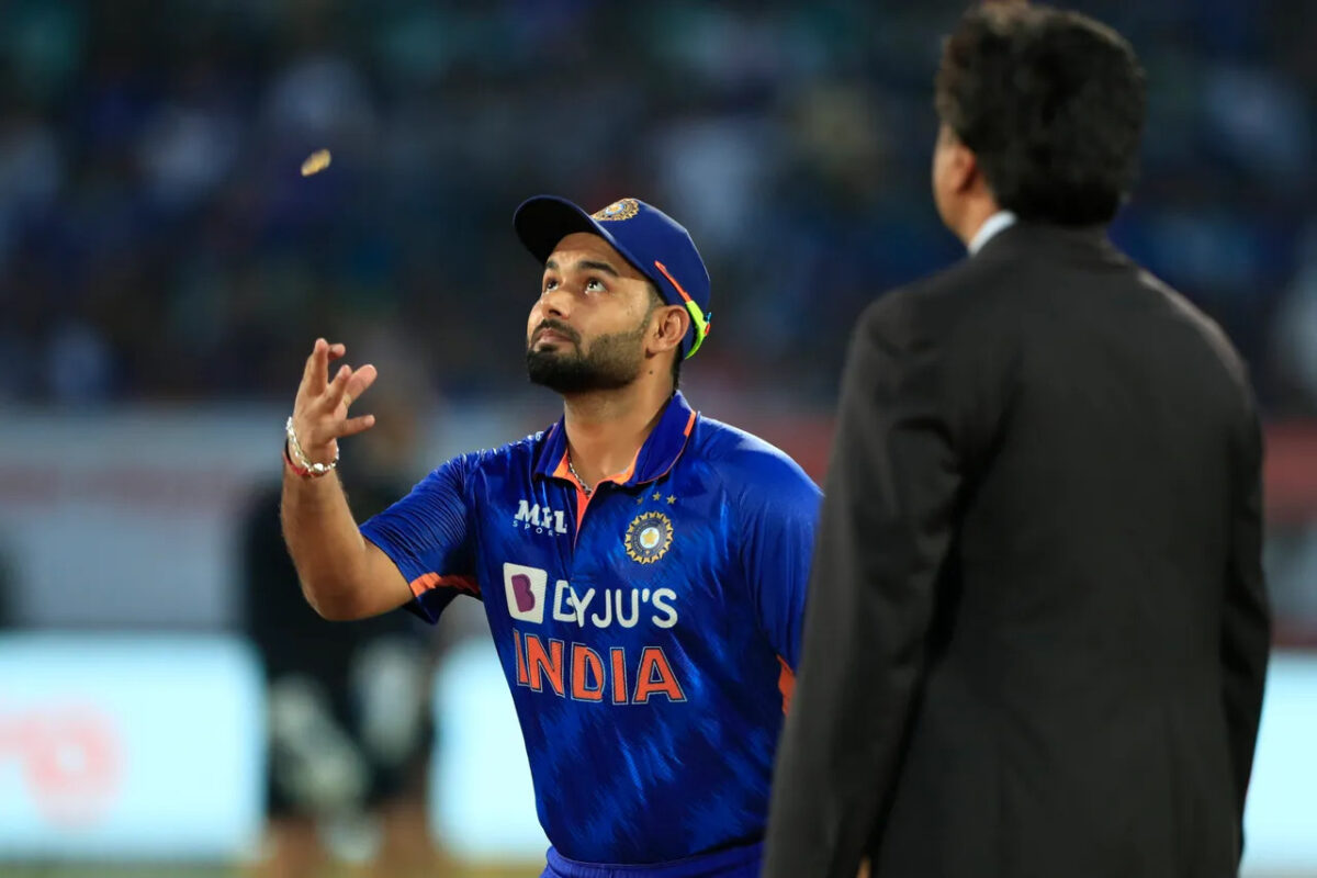 IND vs SA: बतौर कप्तान किस्मत नहीं दे रही है ऋषभ पंत का साथ, टॉस के आकड़े दे रहे हैं इसके गवाही