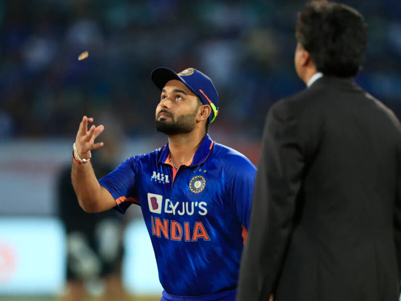 IND vs SA: बतौर कप्तान किस्मत नहीं दे रही है ऋषभ पंत का साथ, टॉस के आकड़े दे रहे हैं इसके गवाही