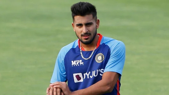 IND vs SA: उमरान मलिक को प्लेइंग 11 में ना देख एक बार फिर सातवें आसमान चढ़ा फैंस का गुस्सा, टीम मैनेजमैंट पर फैंस ने दागे सवाल