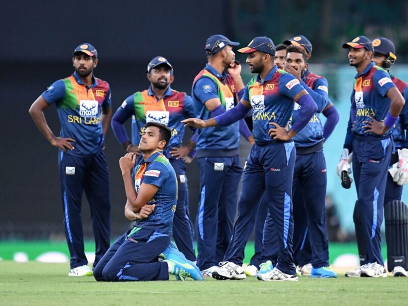 AUS vs SL: श्रीलंका ने ऑस्ट्रेलिया से पहले मैच गंवाई फिर सीरीज़ और अब ICC ने लगाया जुर्माना, जानिए पूरी डिटेल्स