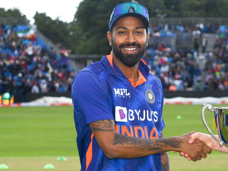 IND vs IRE: आयरलैंड के इस युवा बल्लेबाज की हार्दिक पंड्या ने जमकर की तारीफ, बल्ला किया गिफ्ट साथ ही कर दी भविष्यवाणी