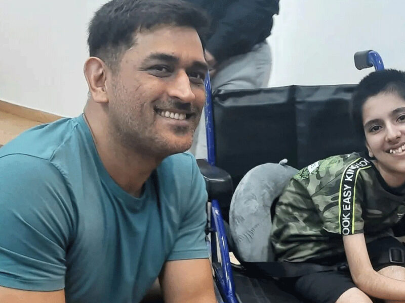 महेंद्र सिंह धोनी ने अपनी नन्ही फैंस से मिलने के बाद एक बार फिर जीते सबके दिल, दिल को छू लेने वाली बात कही