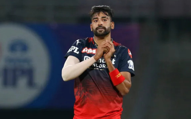 रॉयल चैलेंजर्स बैंगलोर को अगले साल इन 4 खिलाड़ियों को कर देना चाहिए रिलीज, वर्ना खिताब जीतने का सपना नहीं होगा पूरा