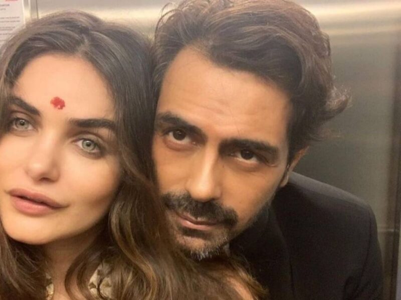बॉलीवुड के ये 3 बड़े स्टार्स बिना शादी के ही बन गए माता-पिता, नंबर 3 को किया गया था जमकर ट्रोल