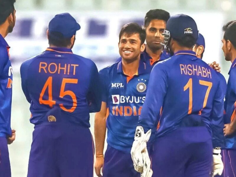 IND vs IRE: आयरलैंड के खिलाफ टी20 सीरीज में इन 3 खिलाडियों को टीम इंडिया में नहीं मिलना चाहिए था मौका, लेकिन BCCI हुआ मेहरबान