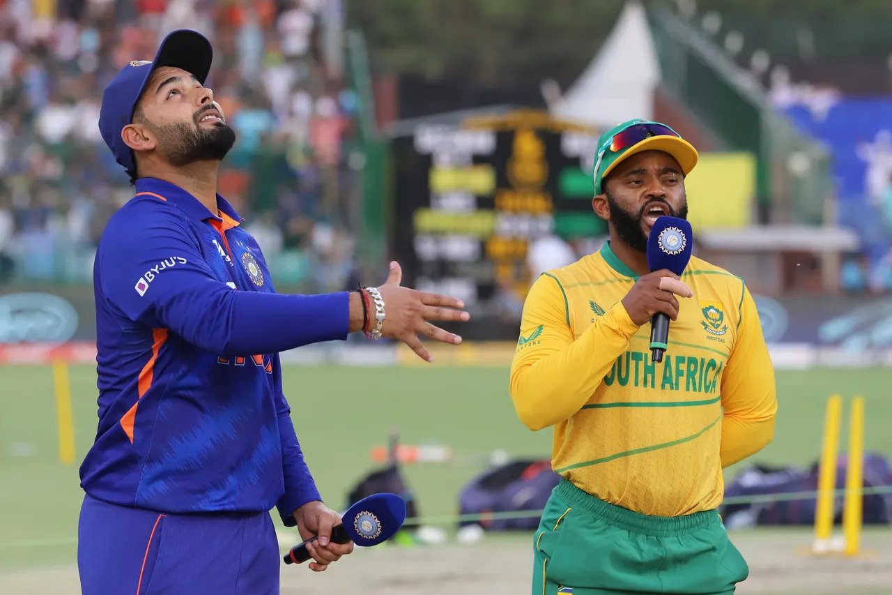 IND vs SA: साउथ अफ्रीका ने लगातार तीसरी बार जीता टॉस, भारत को बुलाया पहले बल्लेबाज़ी करने, देखें दोनों टीमों की प्लेइंग 11