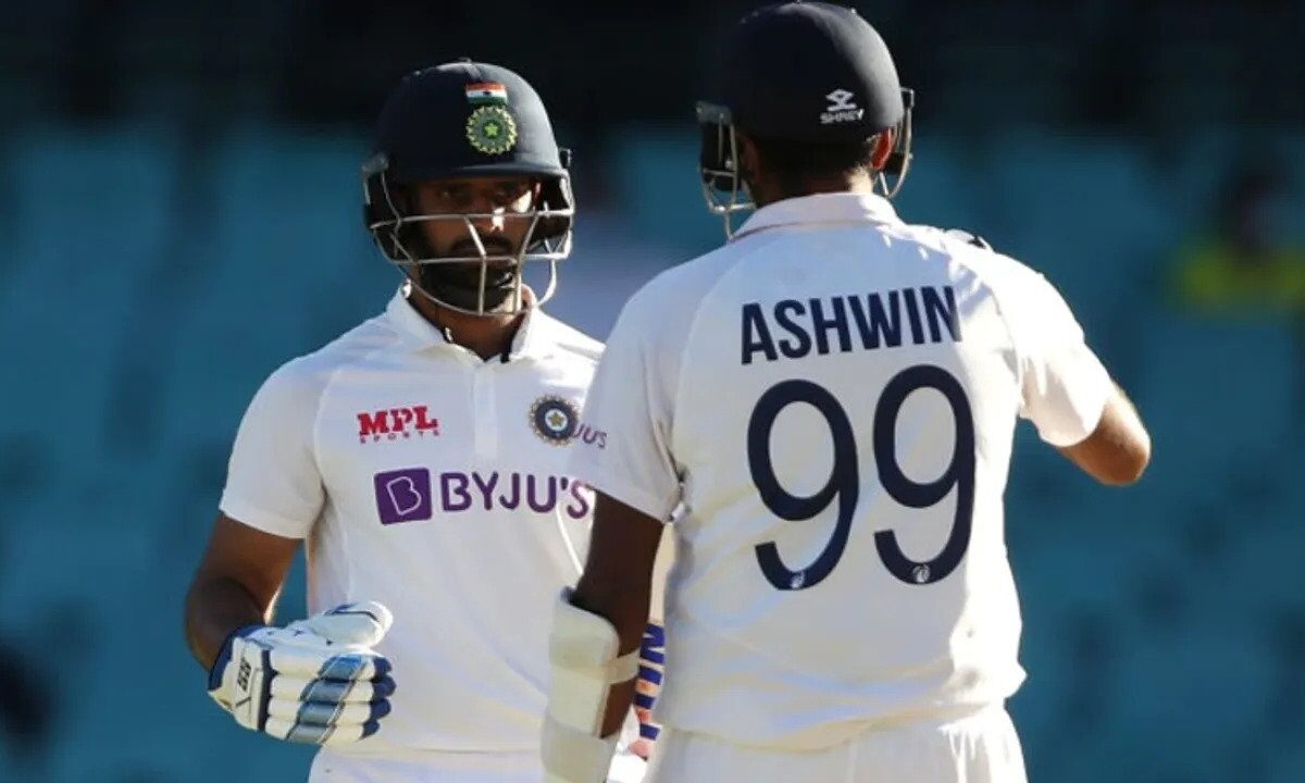 ऑस्ट्रेलिया पर ऐतिहासिक जीत की थी दर्द भरी दास्तान, आर अश्विन ने बताया- पत्नी और बेटी ने मुझे पर्श से आकर उठाया