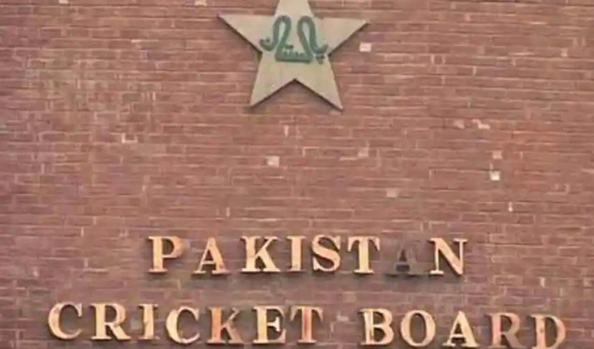 पाकिस्तान क्रिकेट हुआ फिर शर्मसार, यौन शोषण के आरोप में PCB ने कोच को किया सस्पेंड, जानिए क्या है पूरा मामला