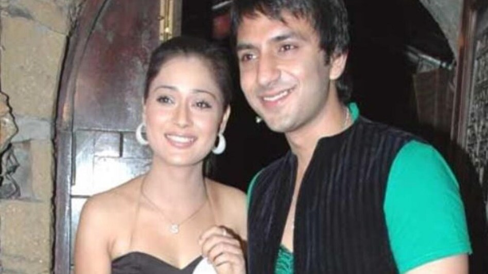 टीवी इंडस्ट्री की ये मशहूर 5 जोड़ियां हुई शादी के कुछ ही महीने बाद अलग, जानिए लिस्ट के सभी नाम