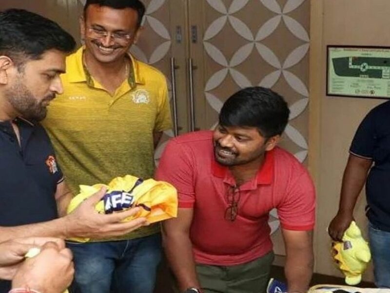 पाकिस्तानी गेंदबाज ने MS Dhoni से पहली मुलाकात में मांग ली थी CSK की जर्सी, जानिए पूरा मामला