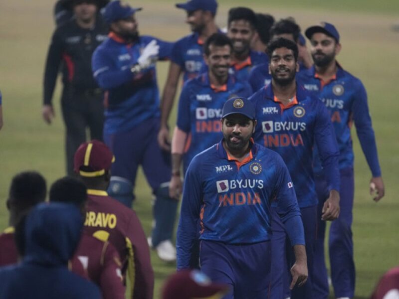 West Indiesके खिलाफ पहला वनडे मैच खेलने से पहले ही Team India को लगा बहुत बड़ा झटका, इस बेहतरीन ऑलराउंडर को लगी चोट