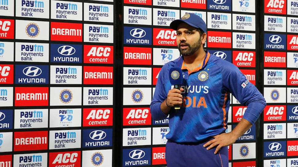 IND vs ENG: इंग्लैंड में टी20 सीरीज जीतने के बाद कप्तान रोहित शर्मा ने बाहर बैठे प्लेयर्स के बारे में कहा 'मैं वापस जाऊंगा और कोच से...'