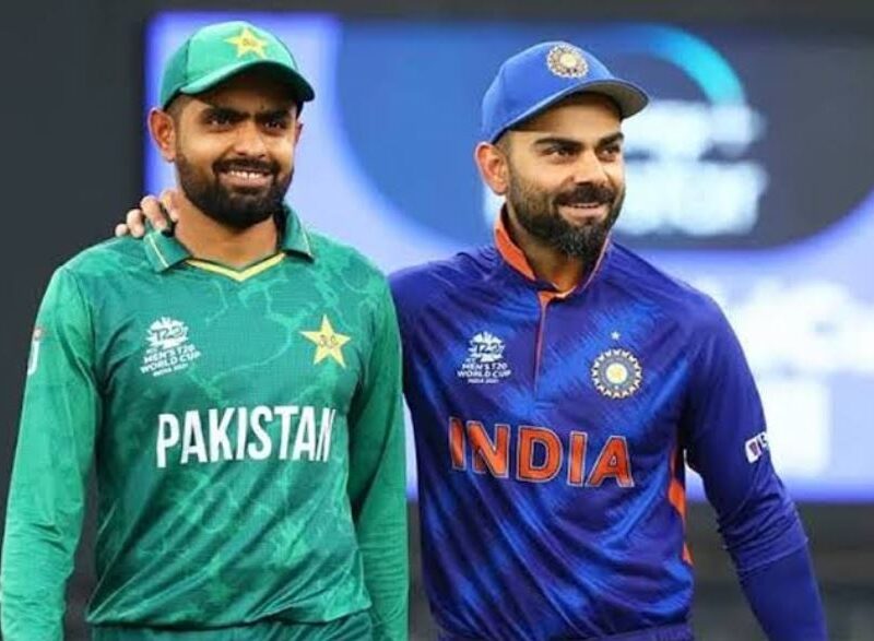 Virat Kohli को पाकिस्तान टीम के कप्तान बाबर आजम ने दिलाई हिम्मत, कहा- "बुरा दौर है गुजर जाएगा..."