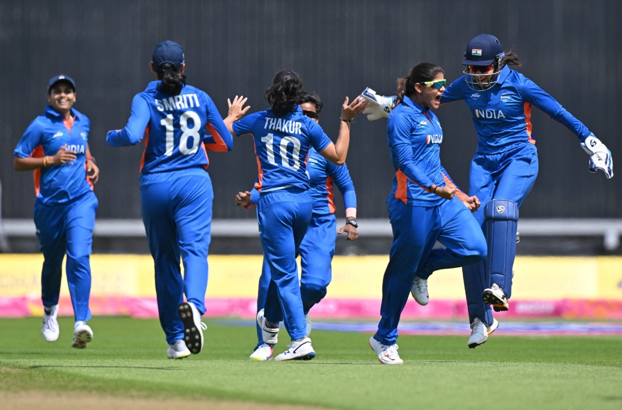 CWG 2022 Cricket: कॉमनवेल्थ गेम्स में बदल गई क्रिकेट की तस्वीर, जानिए नार्मल दिनों के क्रिकेट से कैसे अलग खेले जा रहे मुकाबले?