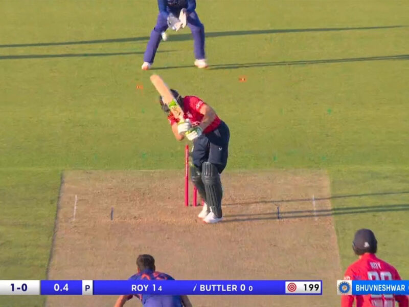 IND vs ENG: भुवनेश्वर कुमार ने किया जादू पहले ही बॉल में इंग्लैंड के कप्तान की उड़ा दी गिल्लियां, देखते ही रह गए बटलर