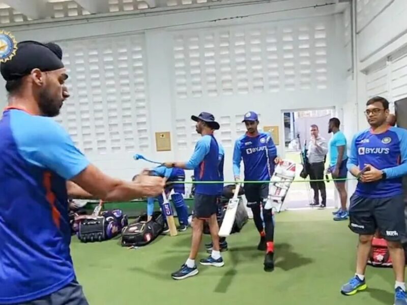 VIDEO: टीम इंडिया वेस्टइंडीज पहुंचते ही फंसी मुश्किल में, शुभमन गिल बोले- अब ऐसे ही चलाने पड़ेगा काम