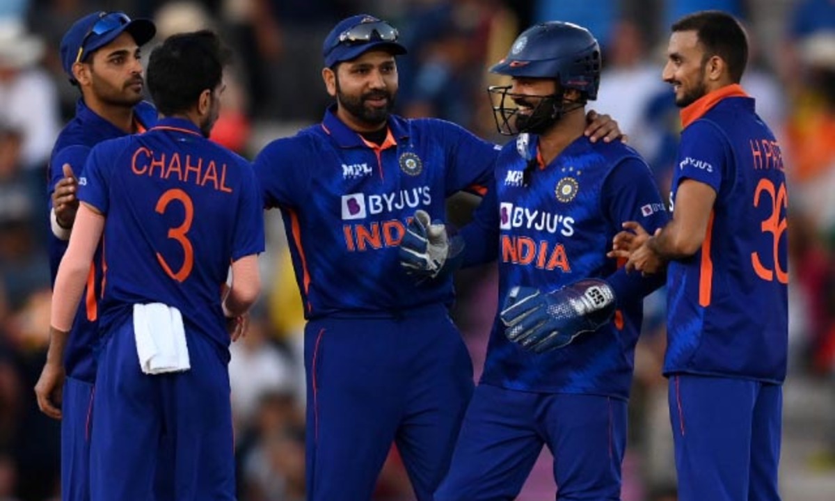 IND vs ENG: इंग्लैंड के खिलाफ पहले वनडे मैच के लिए रोहित शर्मा इस प्लेइंग 11 के साथ आएंगे नजर, करेंगे जोस बटलर की टीम को चित