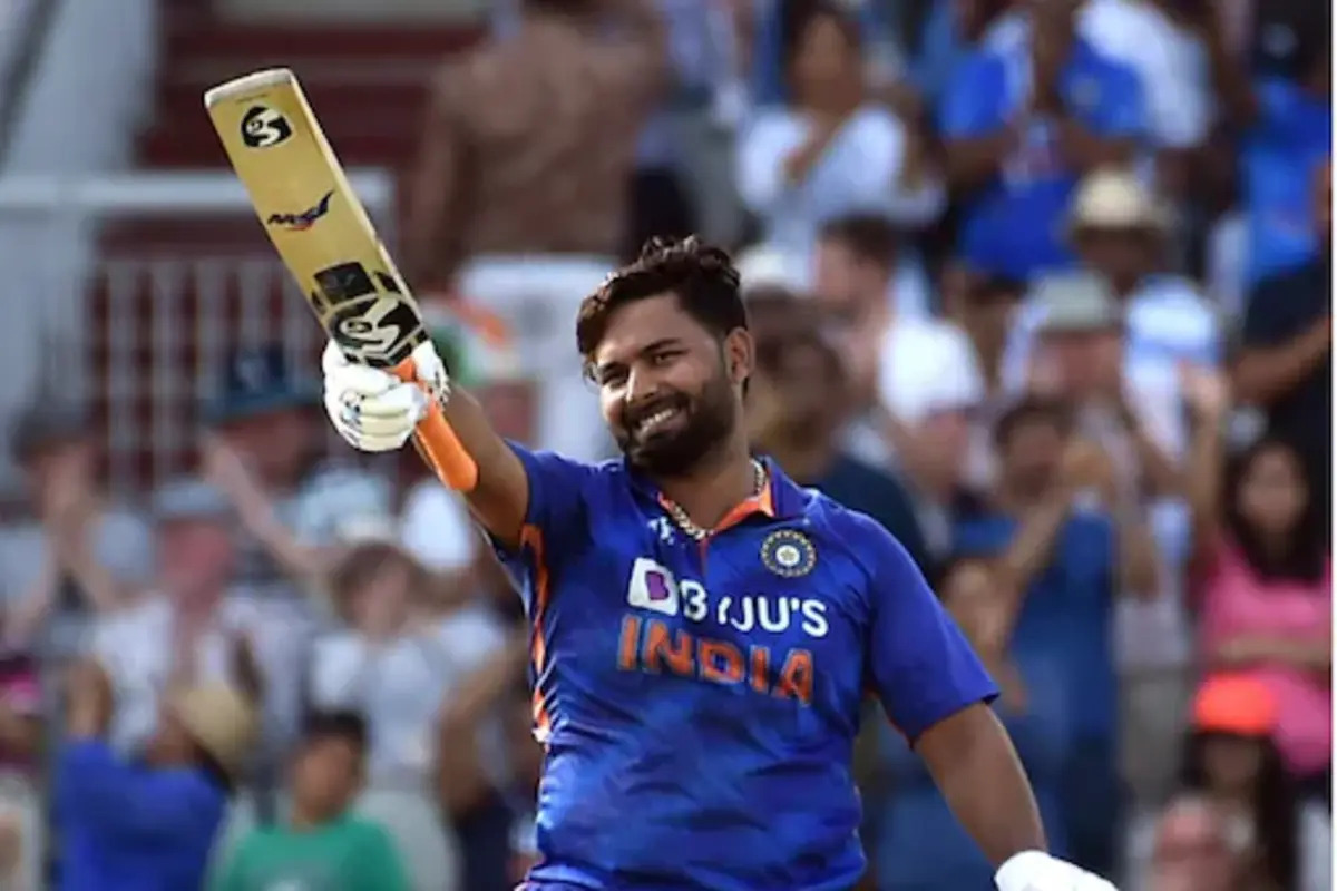 ऋषभ पंत के डेब्यू मैच की प्लेइंग 11 का जानिए क्या हैं मौजूदा हाल, कुछ ने लिया सन्यास तो कोई ऋषभ को दे रहा हैं टक्कर
