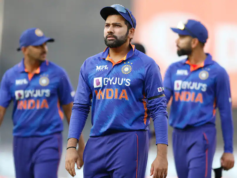 IND vs ENG: इंग्लैंड के खिलाफ पहले टी-20 मैच में इस प्लेइंग 11 के साथ उतरेंगे रोहित शर्मा, विराट कोहली की जगह इस खिलाड़ी को देंगे मौका