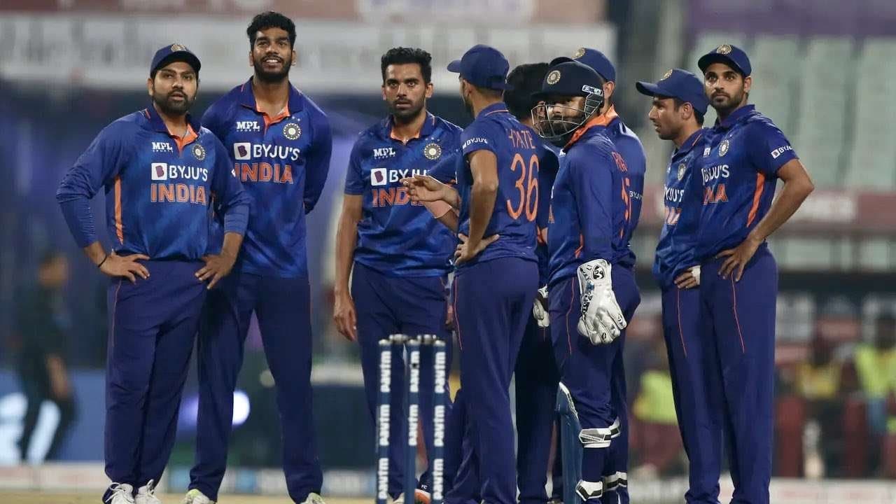 टीम इंडिया पर BCCI हुआ नर्म, अब भारतीय क्रिकेटर्स को मिलेगी विदेशी क्रिकेट लीग में खेलने की अनुमति