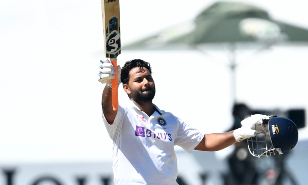 IND vs ENG: अपने गुरू धोनी को पछाड़ते हुए ऋषभ पंत ने रच दिया इतिहास, 49 साल बाद ऐसा करने वाले बने दूसरे भारतीय बल्लेबाज